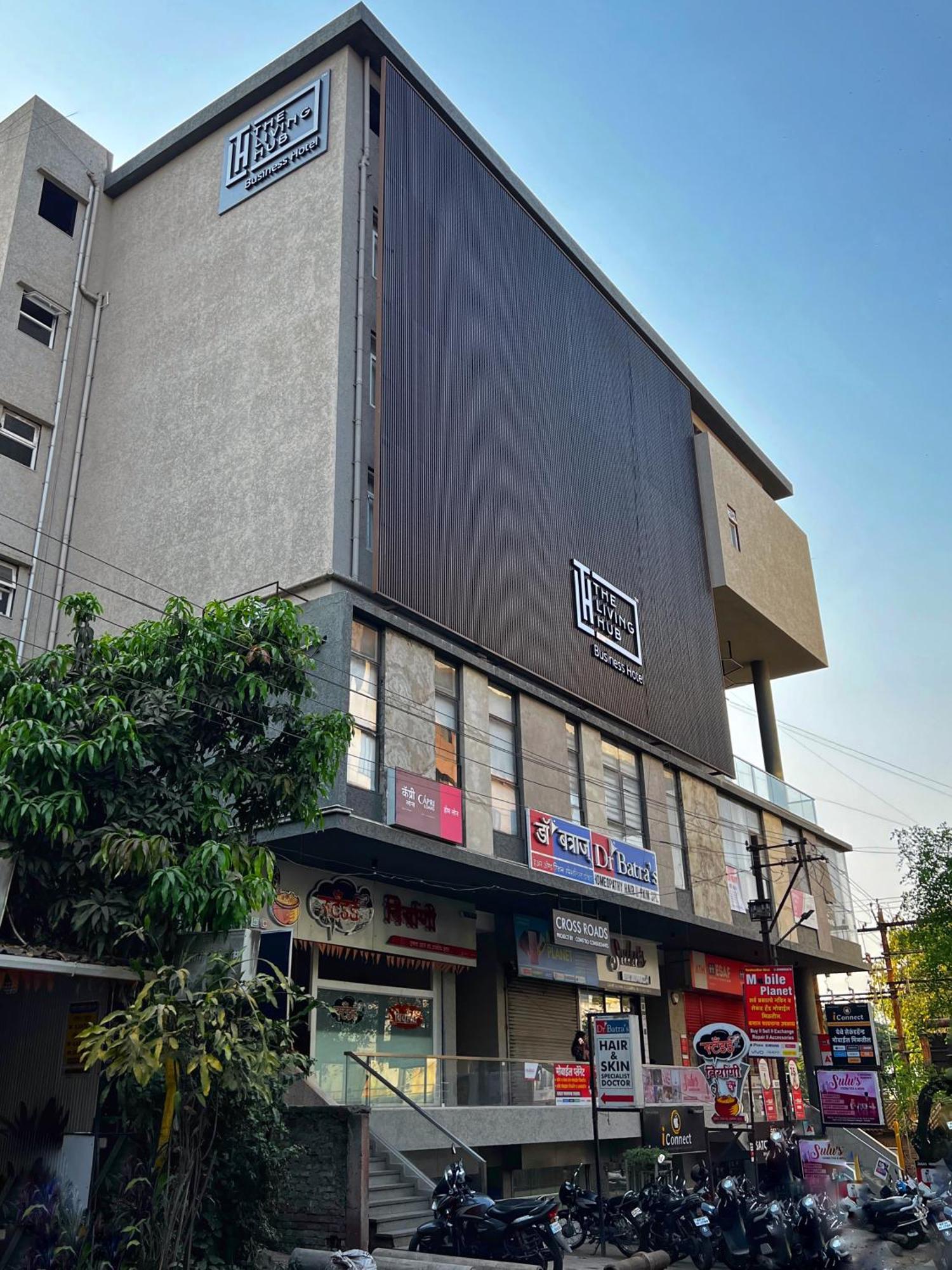 The Living Hub Business Hotel, 戈尔哈布尔 外观 照片