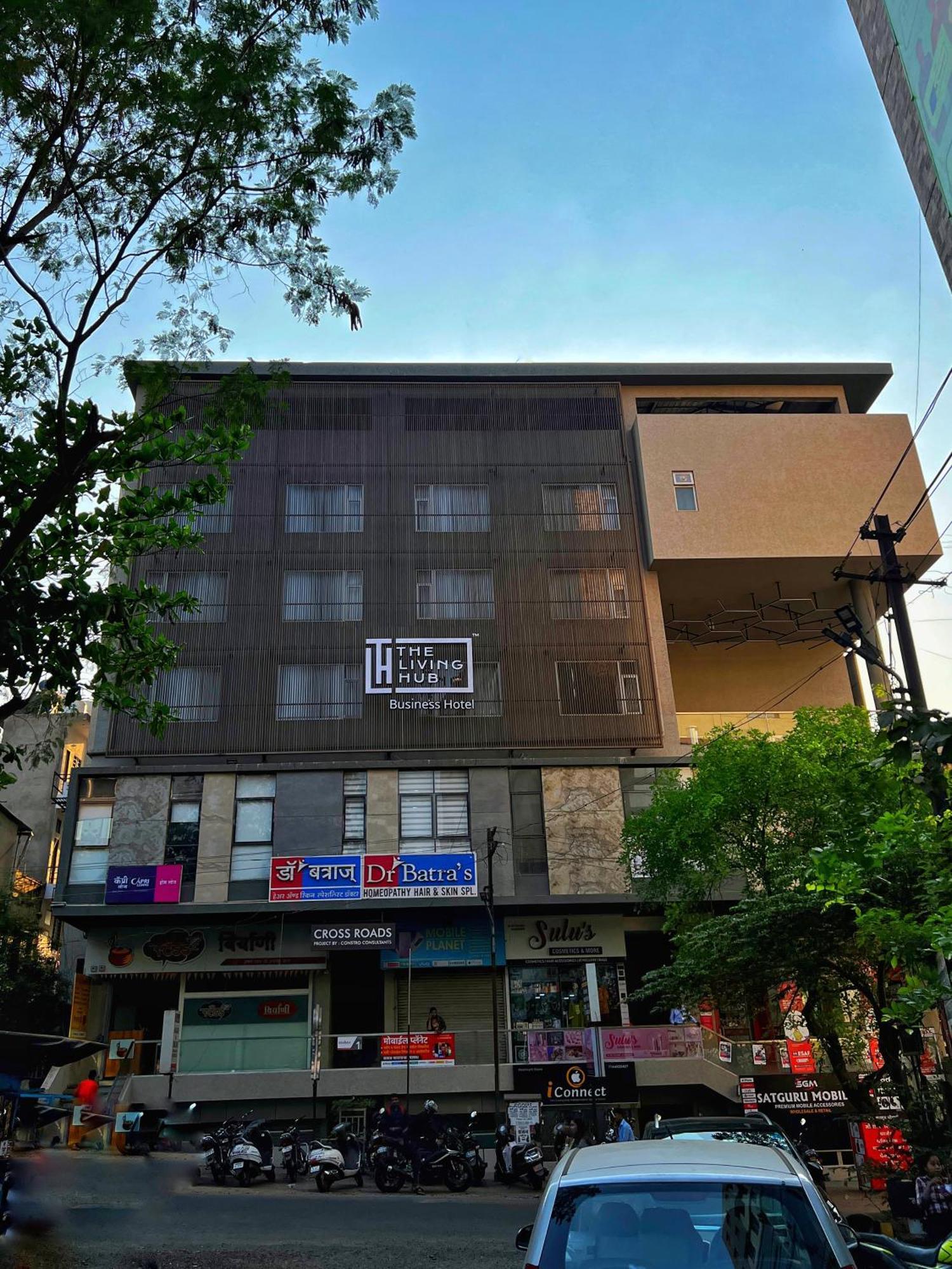 The Living Hub Business Hotel, 戈尔哈布尔 外观 照片